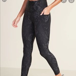 Snake Print old navy PowerSoft 7/8 legging